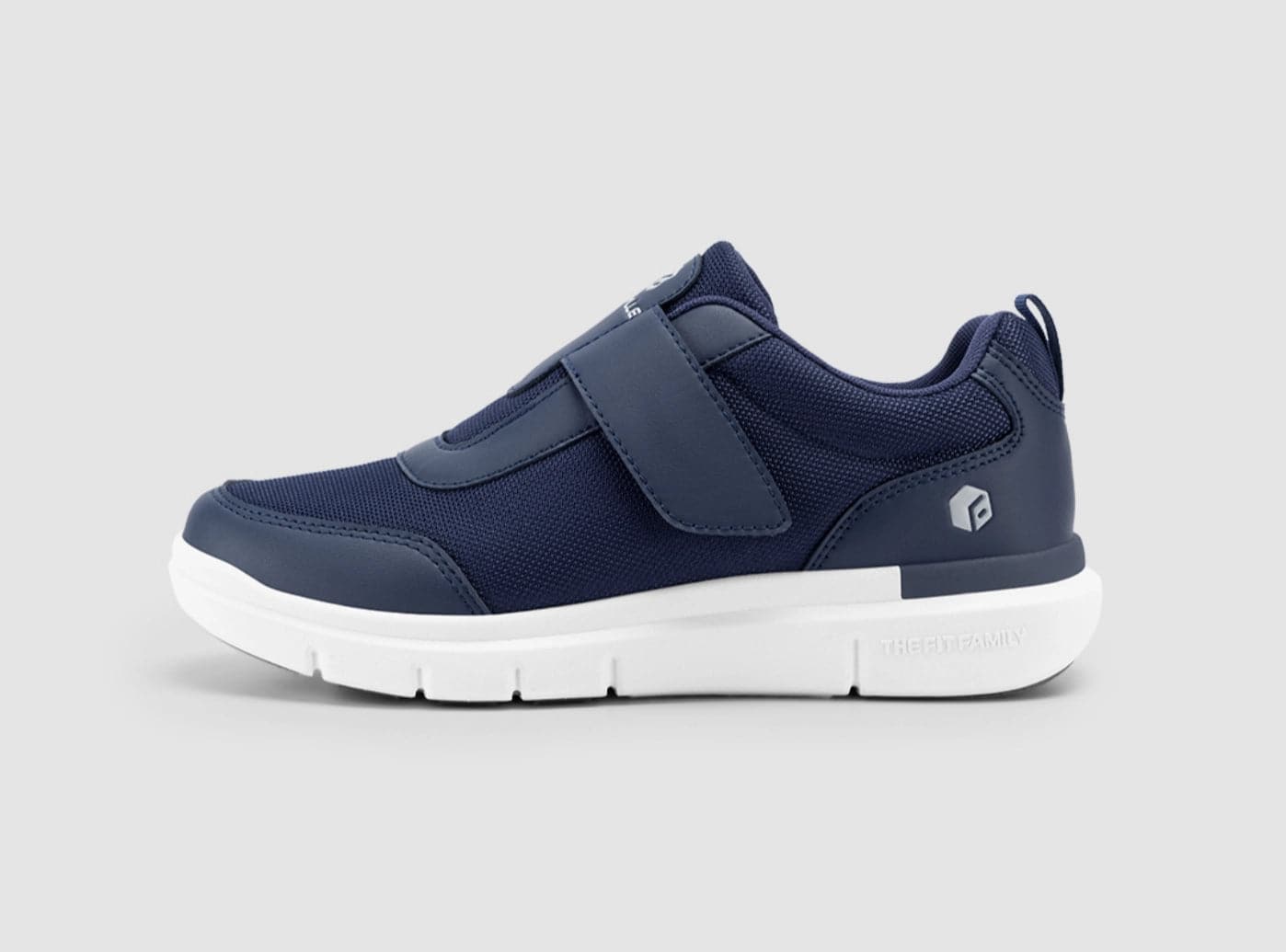 FAQs: Can You Wear Black Shoes with a Navy Dress? FitVille FAQs: Can You Wear Black Shoes with a Navy Dress? FitVille