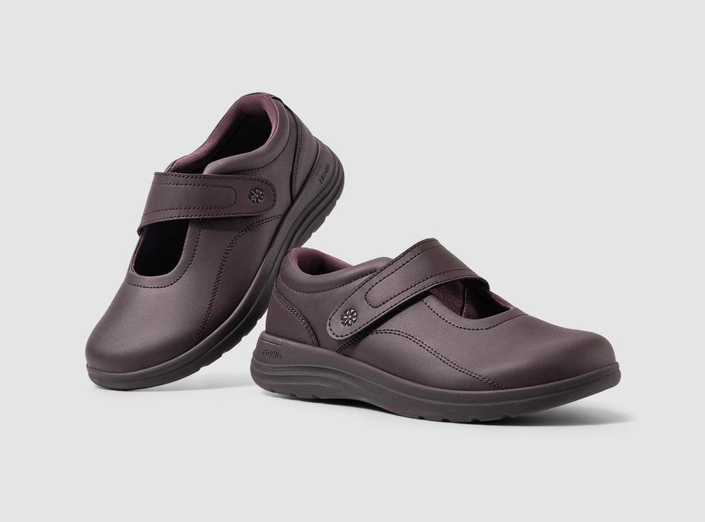 FitVille Women's BriskWalk Elite Dress Shoes V8 - 9