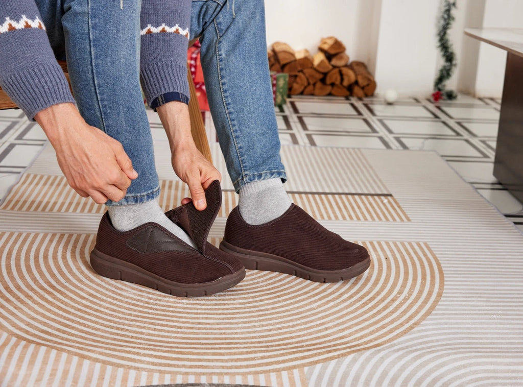 FitVille Men's EasyTop Comfort Slipper V1 - 12